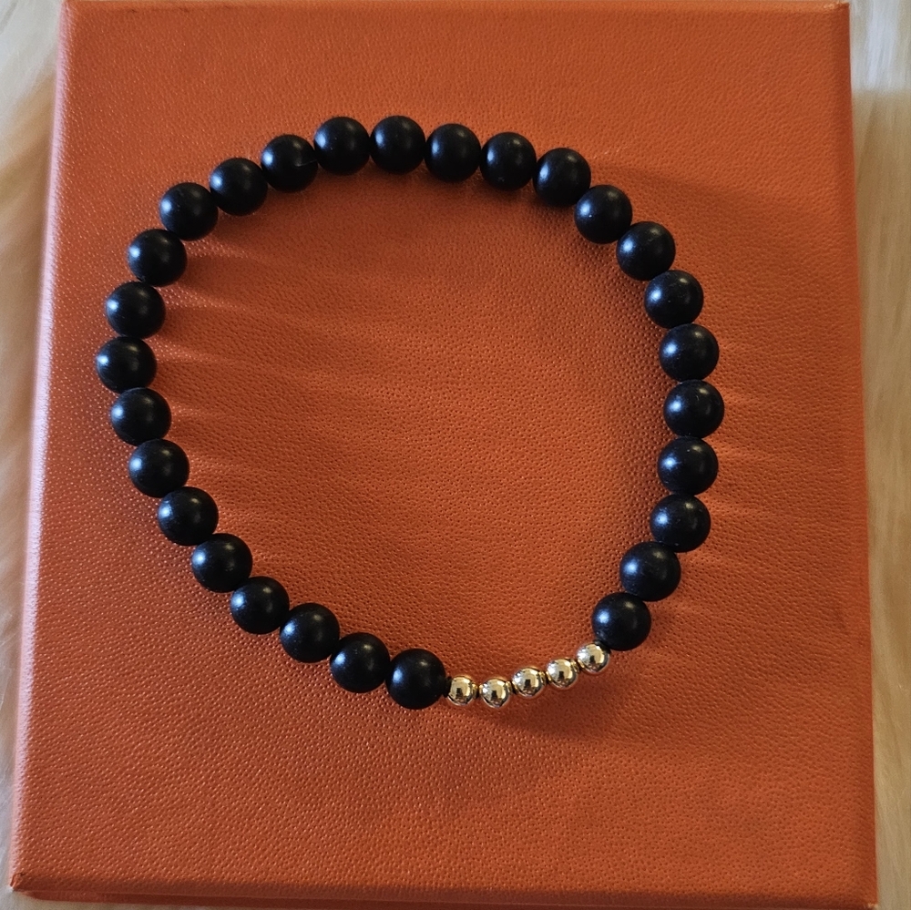 ❣️Elegant Black ONYX and 18K Gold Beaded Bracelet❣️